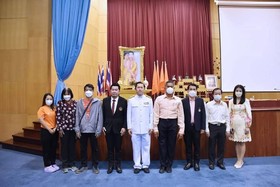 นายกสมาคมนักเรียนเก่า ชกพ. ร่วมถวายพระพรชัยมงคล สมเด็จพระเจ้ ... พารามิเตอร์รูปภาพ 4